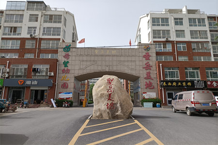 城东理想家园电梯房4楼，2室2厅1卫45万60m2出售